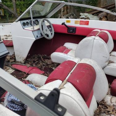 1992 Larson 17ft boat