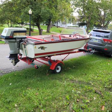 1960 Crestliner lark