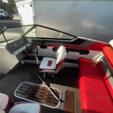 1990 Sylvan 18ft boat