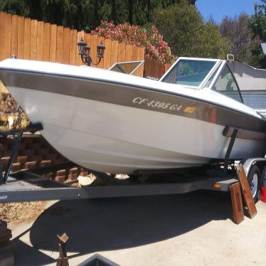 1976 Cobalt 19ft boat