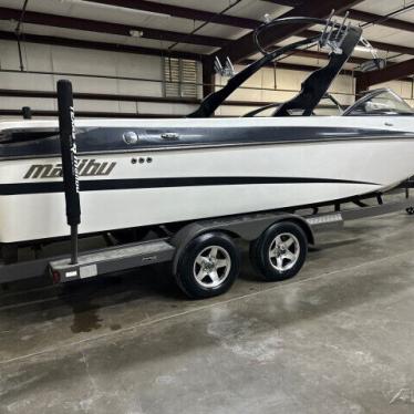 2008 Malibu wakesetter 247 lsv