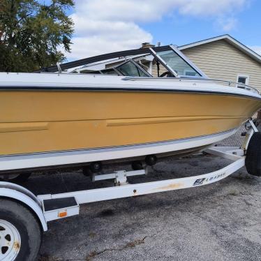 1989 Stingray 18ft boat