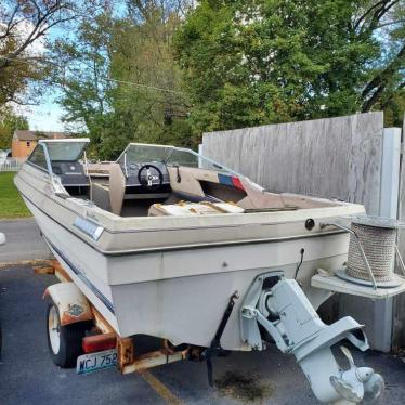 1984 Bayliner 19ft boat