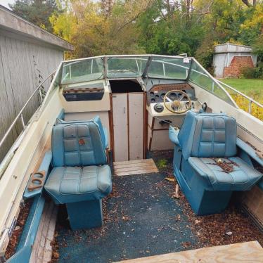 1976 Sea Ray 22ft boat