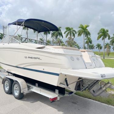 2007 Regal 2700 bowrider