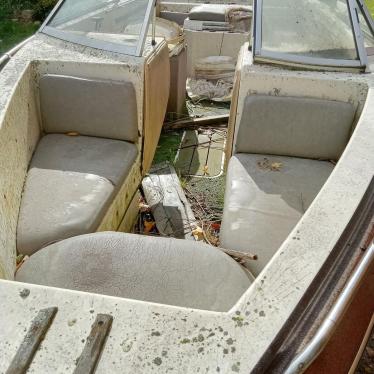 1985 Baja 18ft boat