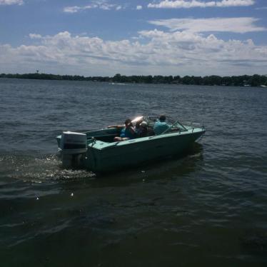 1970 Sea Ray 19ft boat