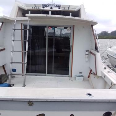 1987 Silverton 34ft cabin cruiser