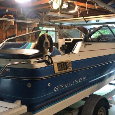 1983 Bayliner cabin cruiser 18ft boat