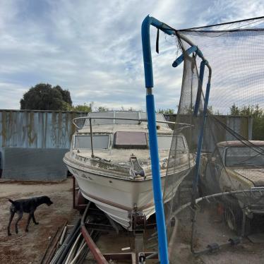 1981 Bayliner cuddy 22ft boat