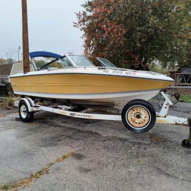 1989 Stingray 18ft boat