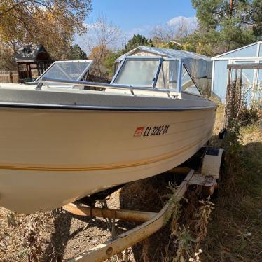 1977 Crestliner apollo 20ft boat