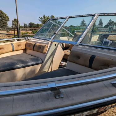 1983 Four Winns 15ft boat