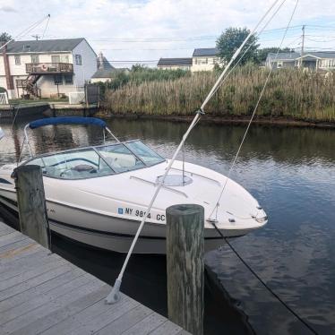 2004 Maxum 24ft boat