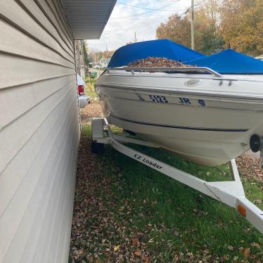 1997 Sea Ray 18ft boat