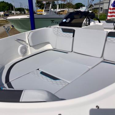 2023 Bayliner