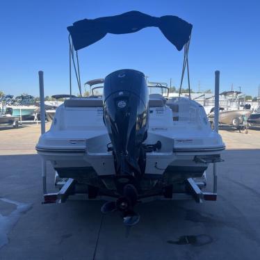 2021 Bayliner vr6 bowrider - outboard