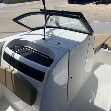 2021 Bayliner vr6 bowrider - outboard