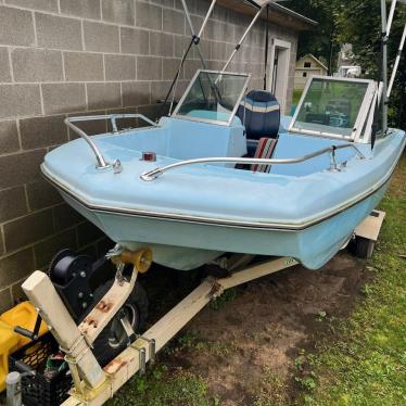 1980 Glastron 14ft boat