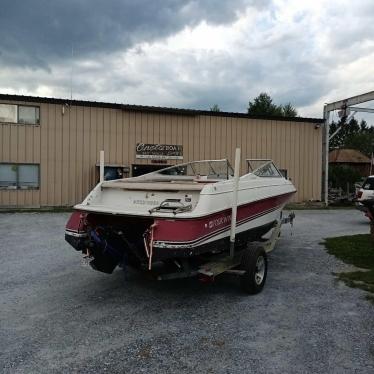 1993 Four Winns 19ft boat