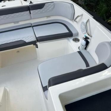 2022 Bayliner m17 bayliner