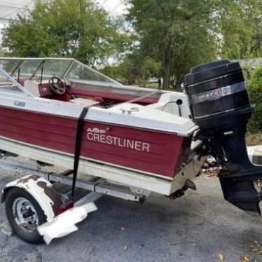 1976 Crestliner 17ft boat