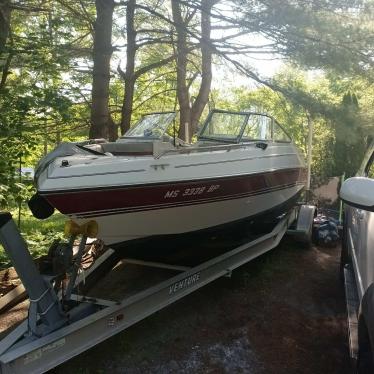 1993 Four Winns 19ft boat