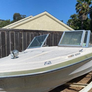 1974 Glastron 25ft boat