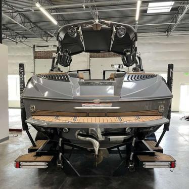 2019 Custom nautique g23