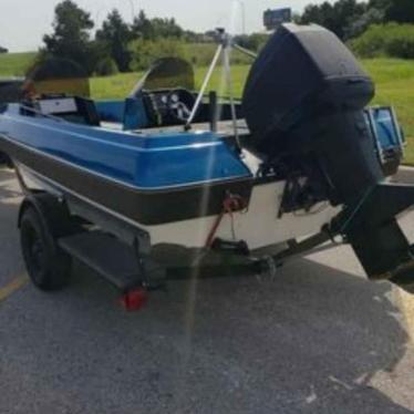 1987 Bayliner 17ft boat