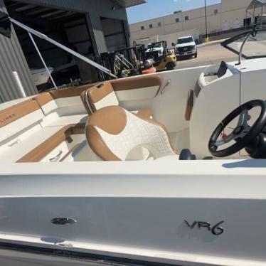 2021 Bayliner vr6 bowrider - outboard