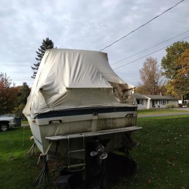 1987 Bayliner 28ft boat