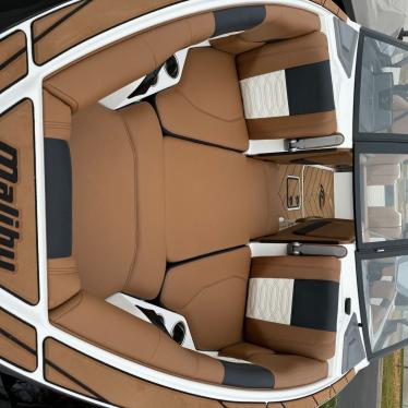 2023 Awesome malibu 25 lsv wakesetter