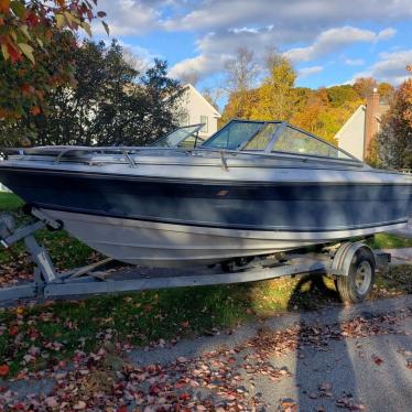 1986 Four Winns 17ft boat