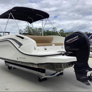 2020 Bayliner dx2200