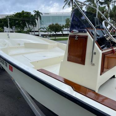 1978 Boston Whaler montauk 196