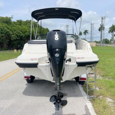 2020 Bayliner vr5