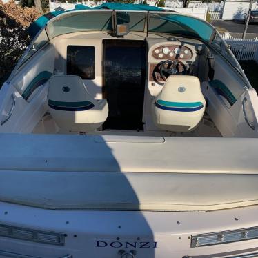 1996 Donzi medalion 21ft boat