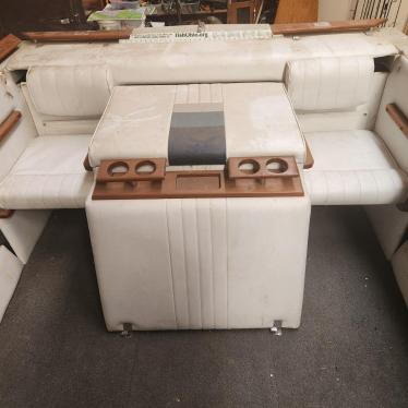 1986 Rinker 19ft boat