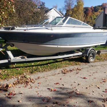 1986 Four Winns 17ft boat