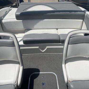 2011 Bayliner br185