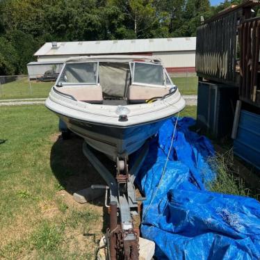 1991 Bayliner 19ft boat