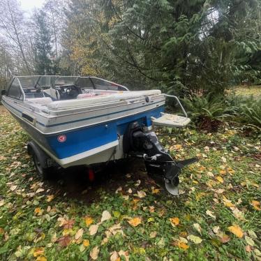 1988 Bayliner capri 17ft boat