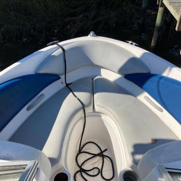 2006 Bayliner 19ft boat