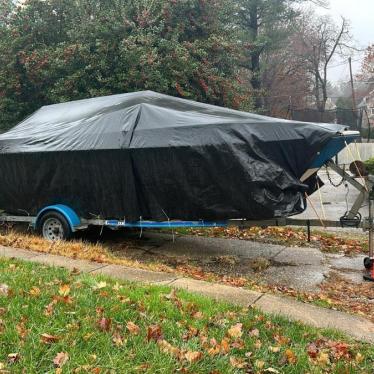 1987 Four Winns 18ft boat