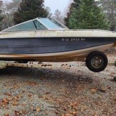 1988 Stingray 19ft boat