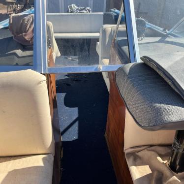 1977 Starcraft 18ft boat