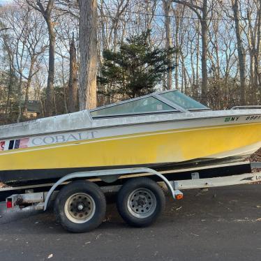 1985 Cobalt bow rider 18ft boat