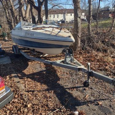 1987 Wellcraft 19ft boat