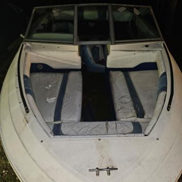 1989 Sea Ray 16ft boat